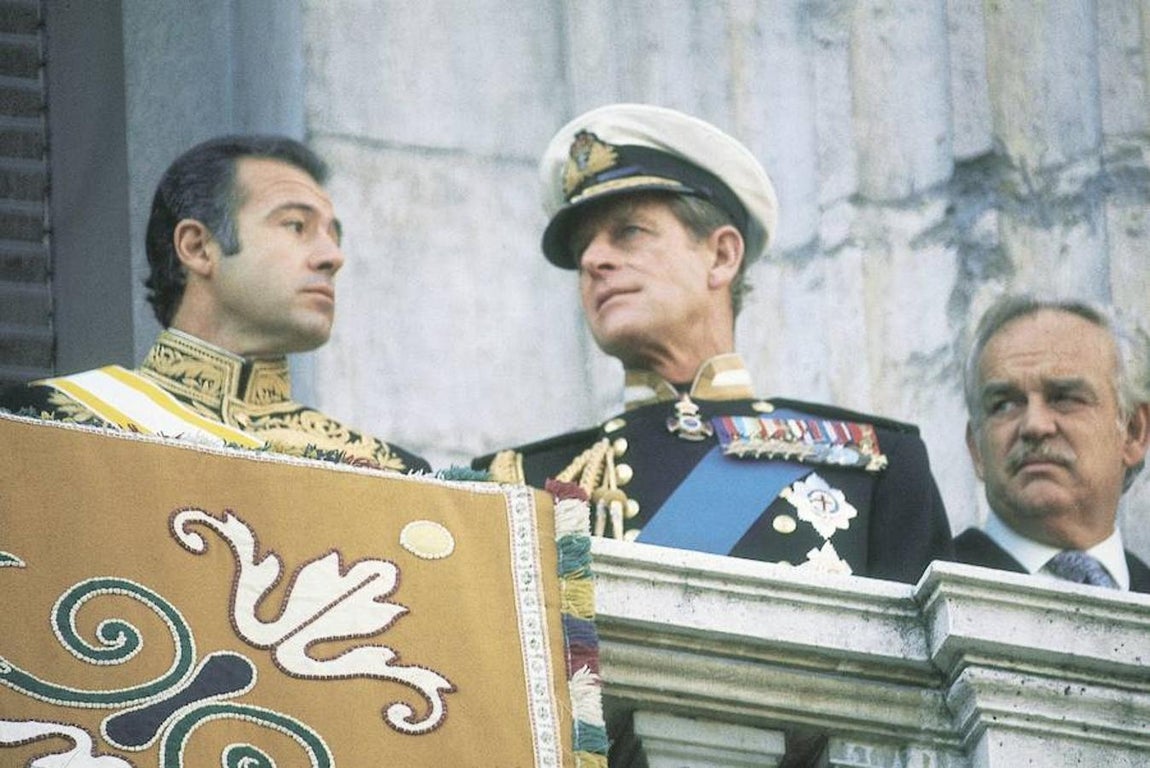 Si se hubiera entrometido en tantas cuestiones de Estado como el consorte de la Reina Victoria, no está claro qué habría pasado con la Corona en una era como la actual. Así lo destacaron algunos medios británicos, como «The Daily Telegraph». 