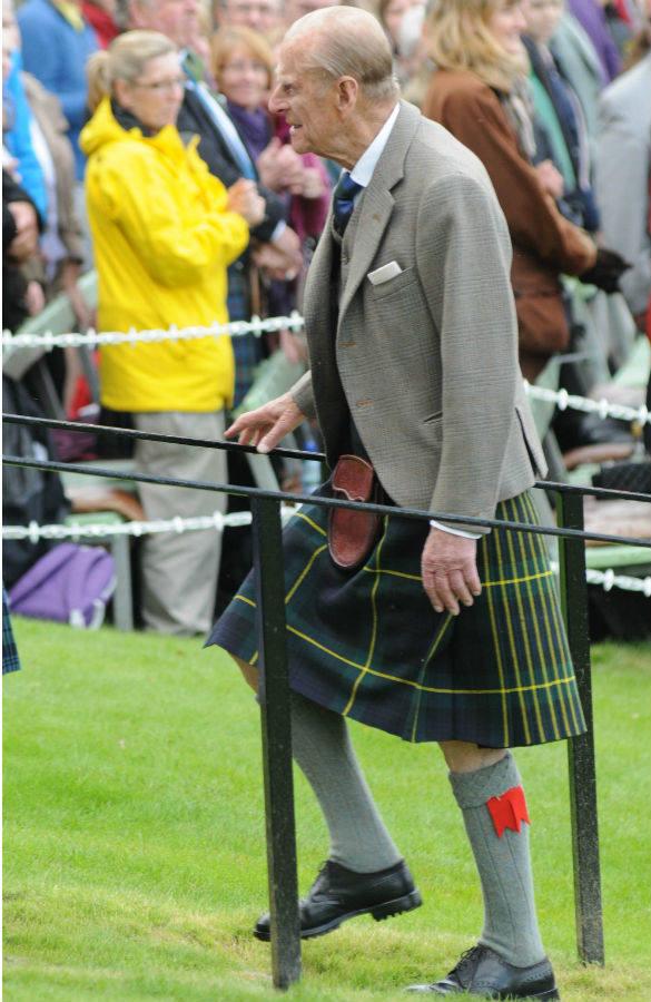 Se le atribuye gran sentido común a la hora de afrontar las desdichas familiares. 