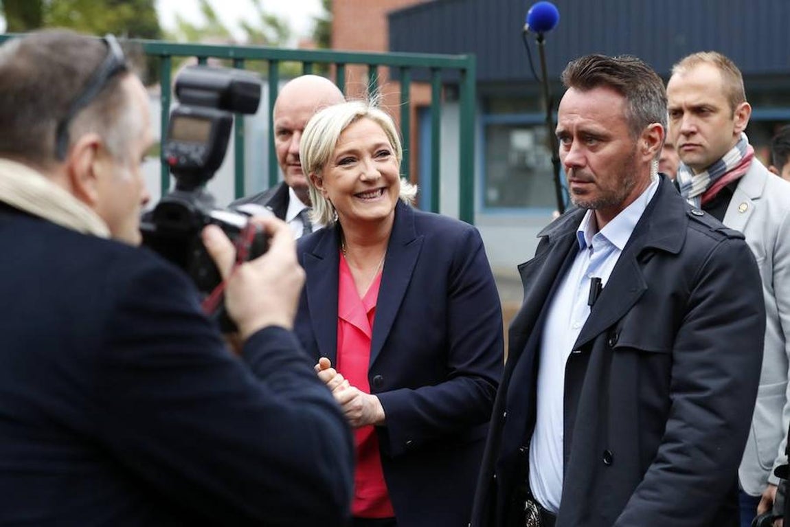 Las imágenes de la jornada electoral francesa