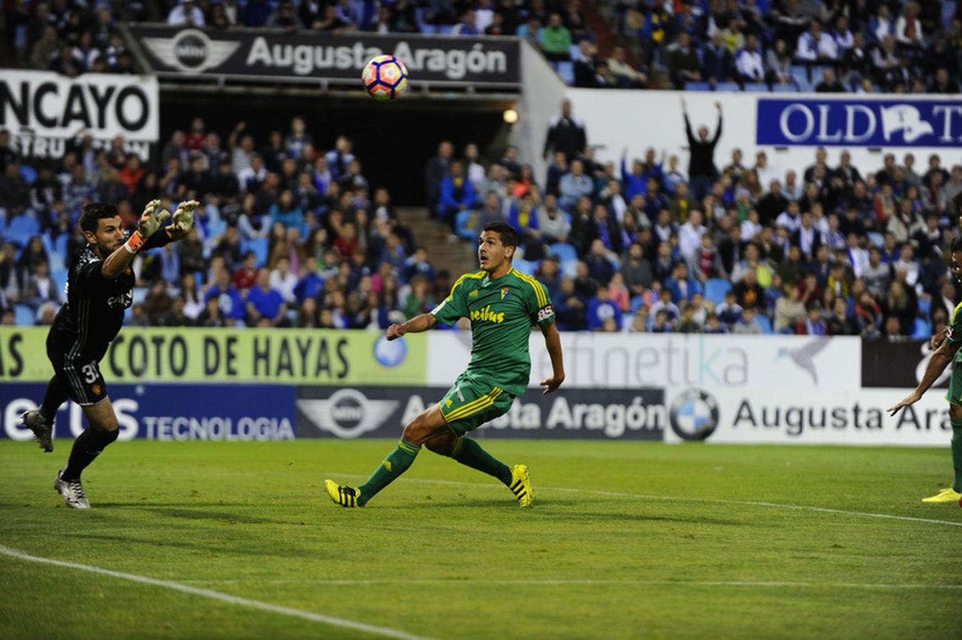 Fotos: Las imágenes del partido Real Zaragoza - Cádiz CF