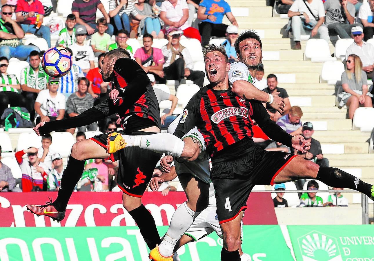 La victoria del Córdoba ante el Reus, en imágenes