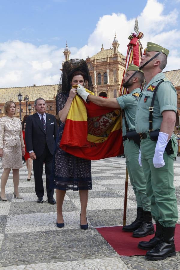 La jura de bandera en la Plaza de España, en imágenes