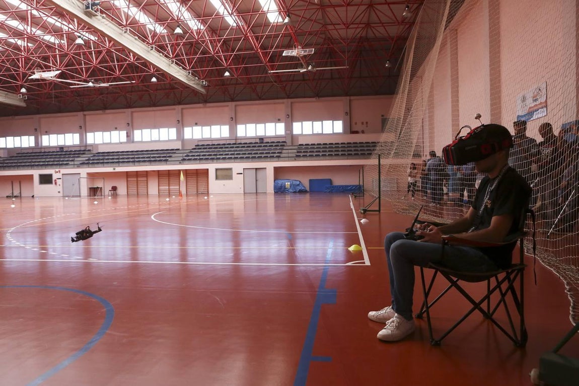 FOTOS: La UCA organiza la &#039;Fiesta de los dron&#039; en Puerto Real