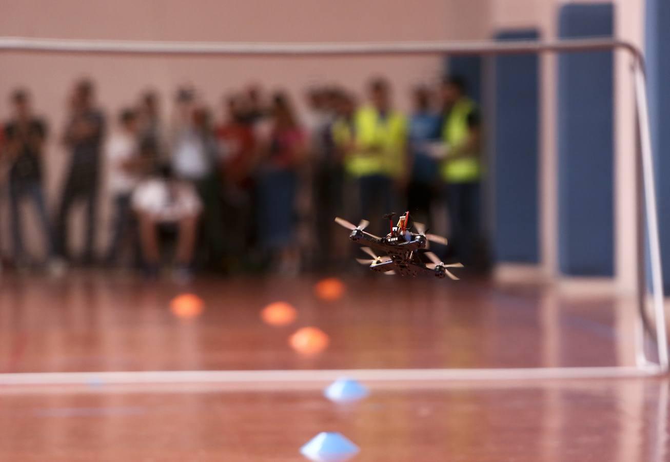 FOTOS: La UCA organiza la &#039;Fiesta de los dron&#039; en Puerto Real