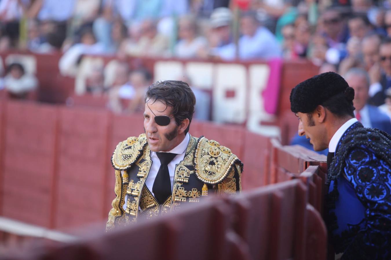 La terna de Manzanares, Padilla y Morante sale a hombros en la Feria