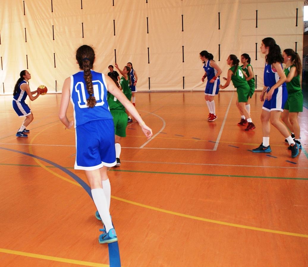 En imágenes: Los dos últimos partidos de la liga de baloncesto; Mater vs BVM Irlandesas y Calasancio vs Nuestra Señora de las Maravillas