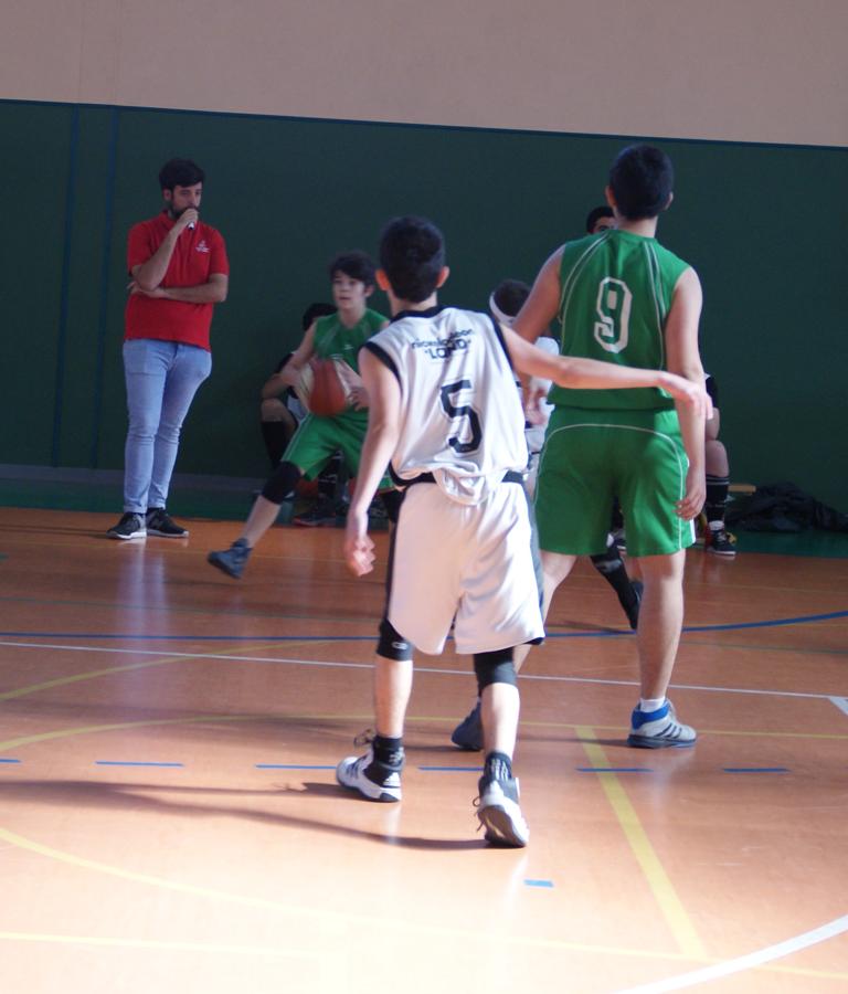 En imágenes: Los dos últimos partidos de la liga de baloncesto; Claret A vs El Prado y Safa vs Santa María del Yermo