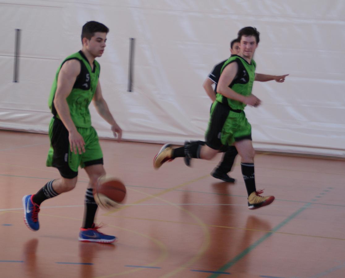 En imágenes: Los dos últimos partidos de la liga de baloncesto; Claret A vs El Prado y Safa vs Santa María del Yermo
