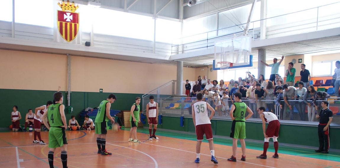 En imágenes: Los dos últimos partidos de la liga de baloncesto; Claret A vs El Prado y Safa vs Santa María del Yermo