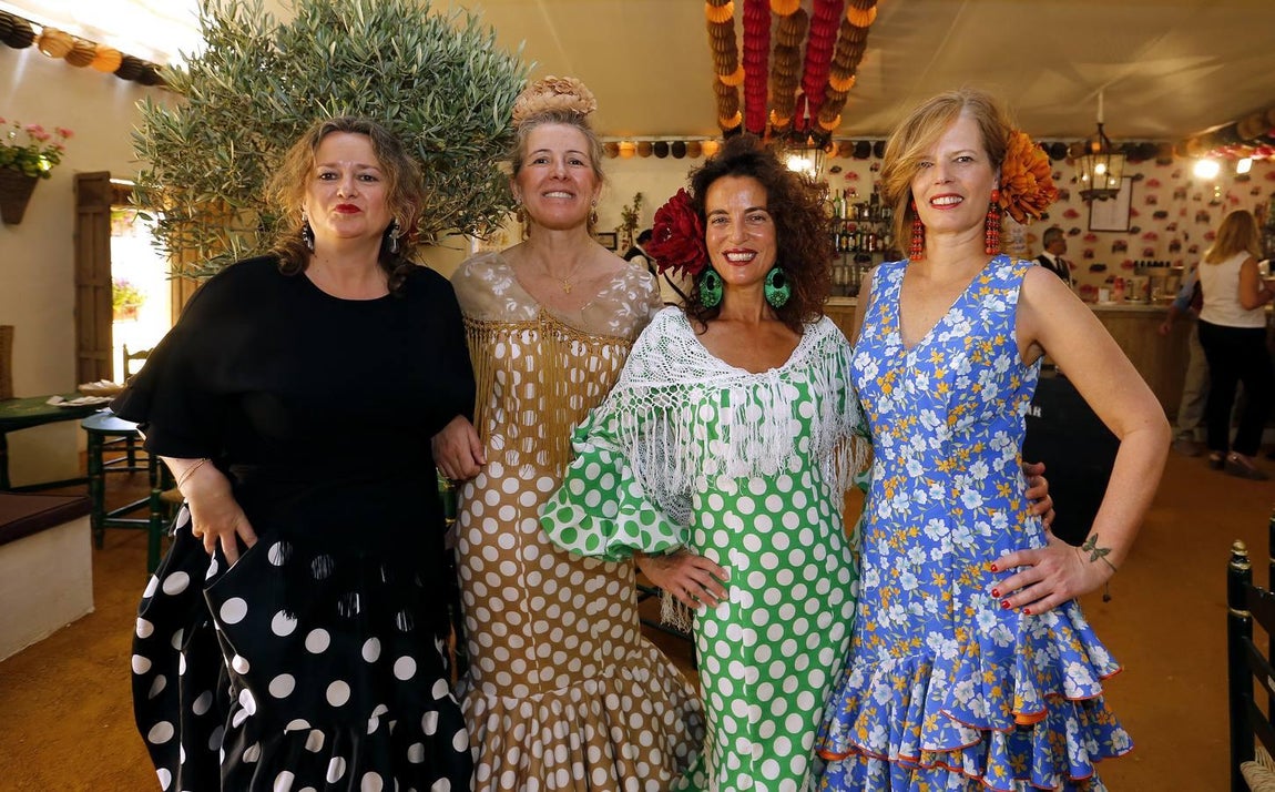 El ambiente en las casetas del recinto ferial, en imágenes