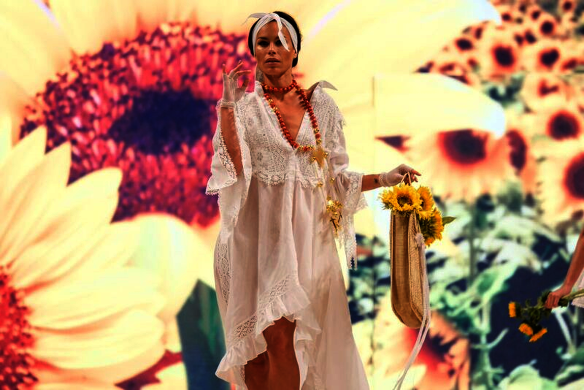 Vestido de Tony Bonet. 