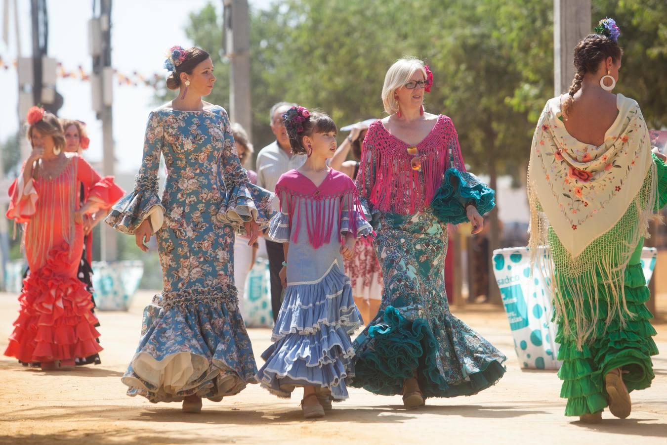 El ambiente del martes en la Feria de Córdoba, en imágenes