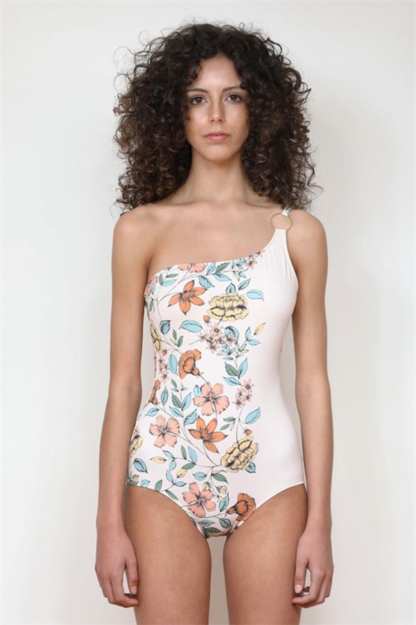 Bañador con escote asimétrico y estampado floral (142€)