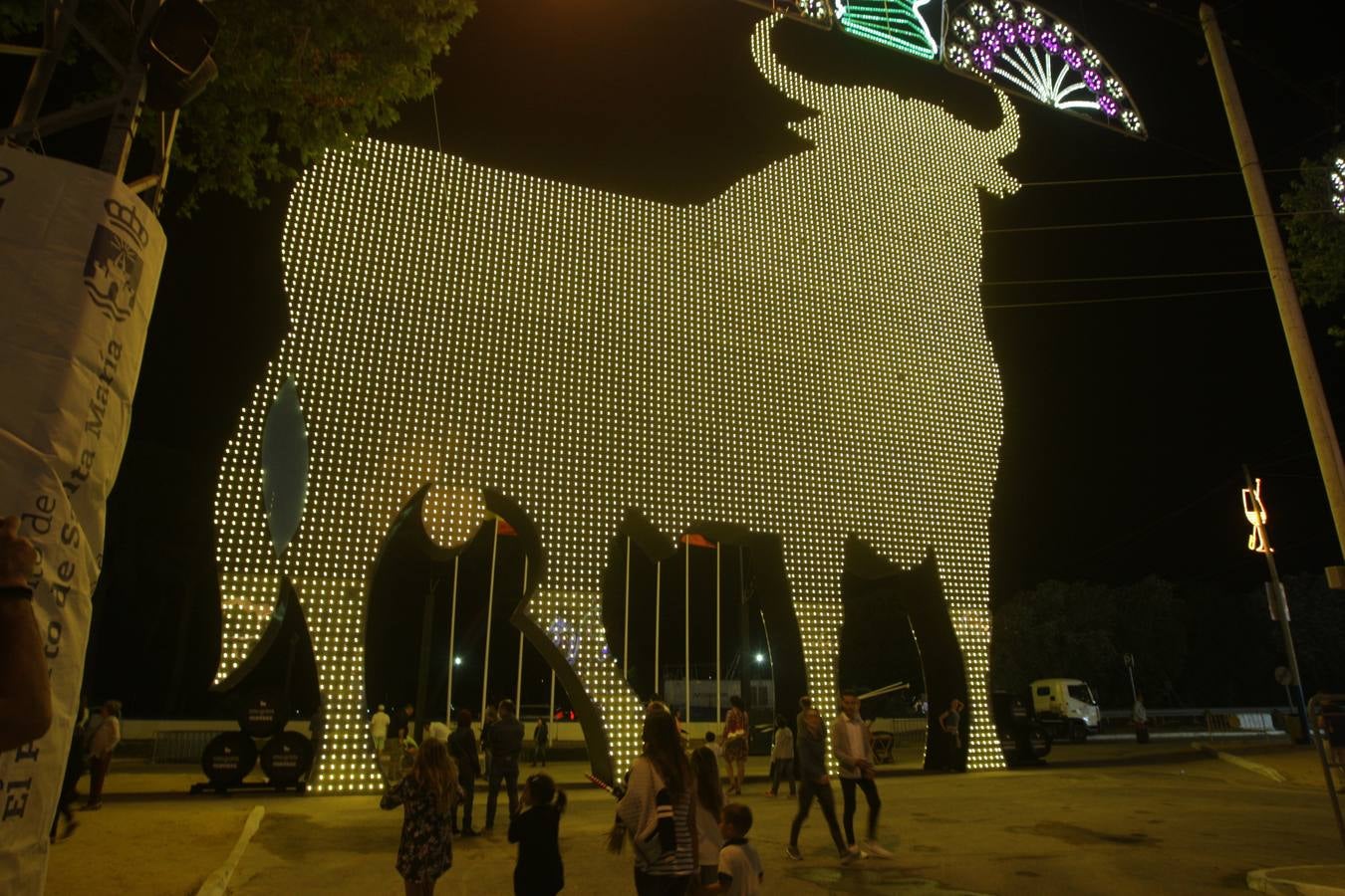 Los portuenses disfrutan de su primer día de Feria