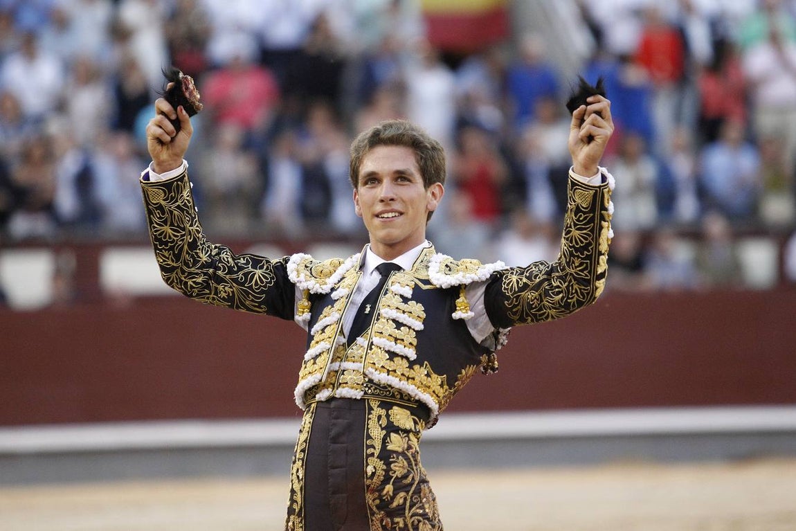 Así fue la faena de Ginés Marín, la primera de dos orejas en San Isidro 2017