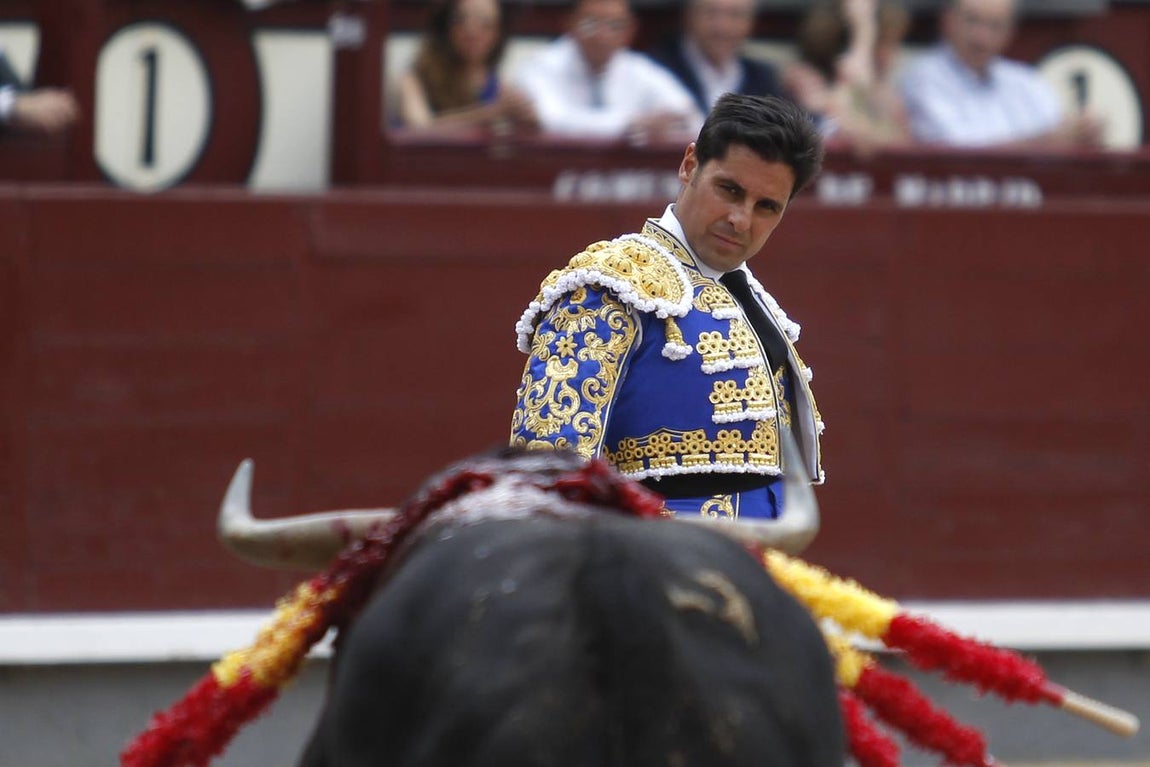 Así fue la faena de Ginés Marín, la primera de dos orejas en San Isidro 2017