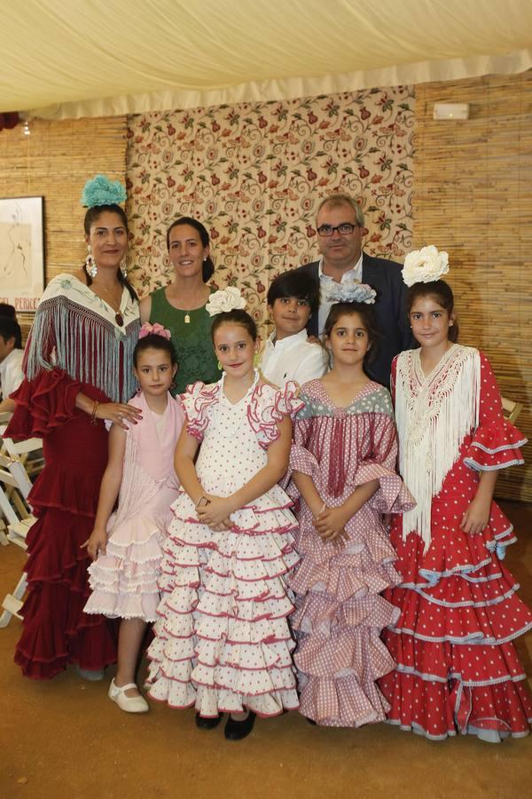 El ambiente en las casetas de la Feria de Córdoba, en imágenes