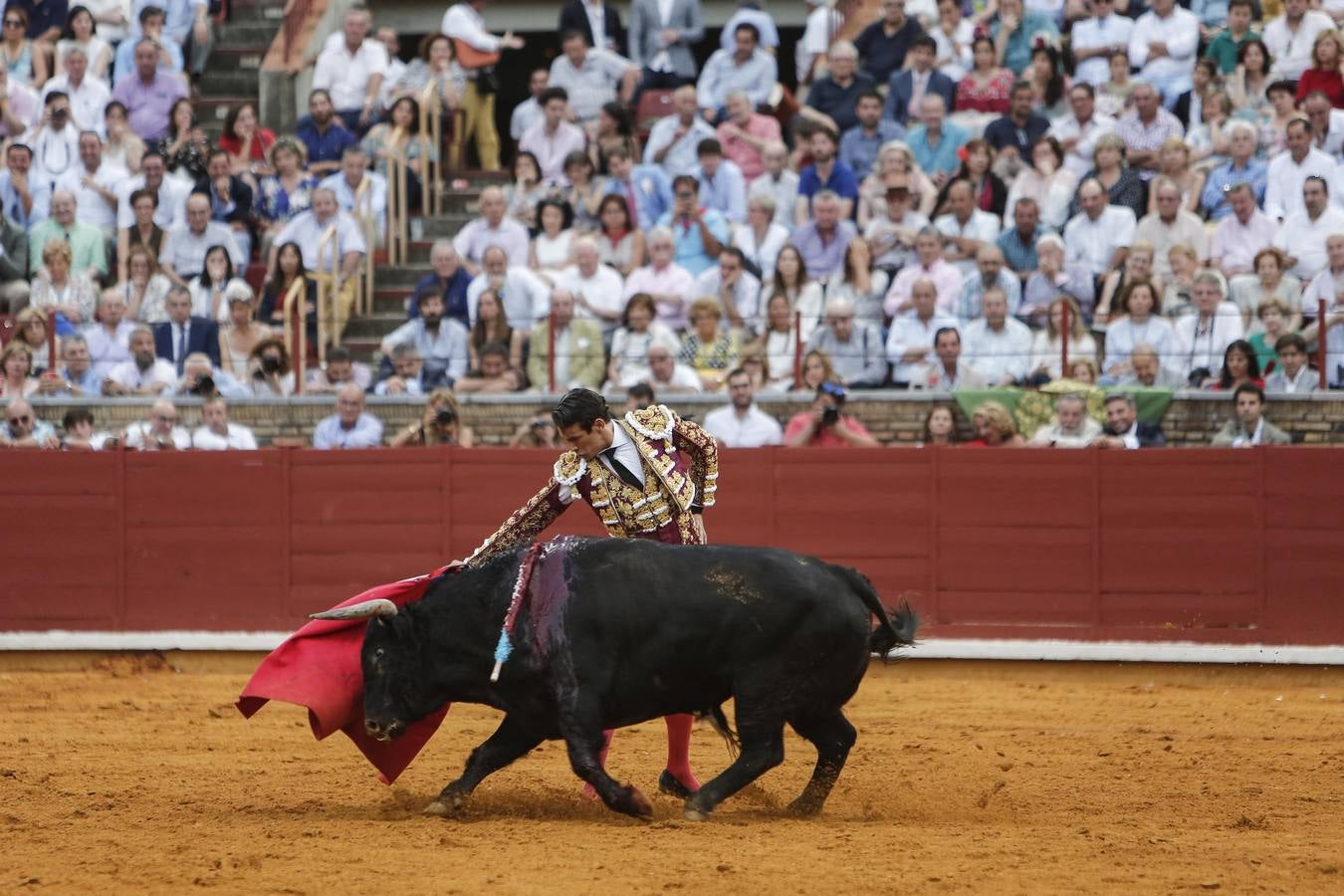 La corrida de Morante, Manzanares y Roca Rey, en imágenes