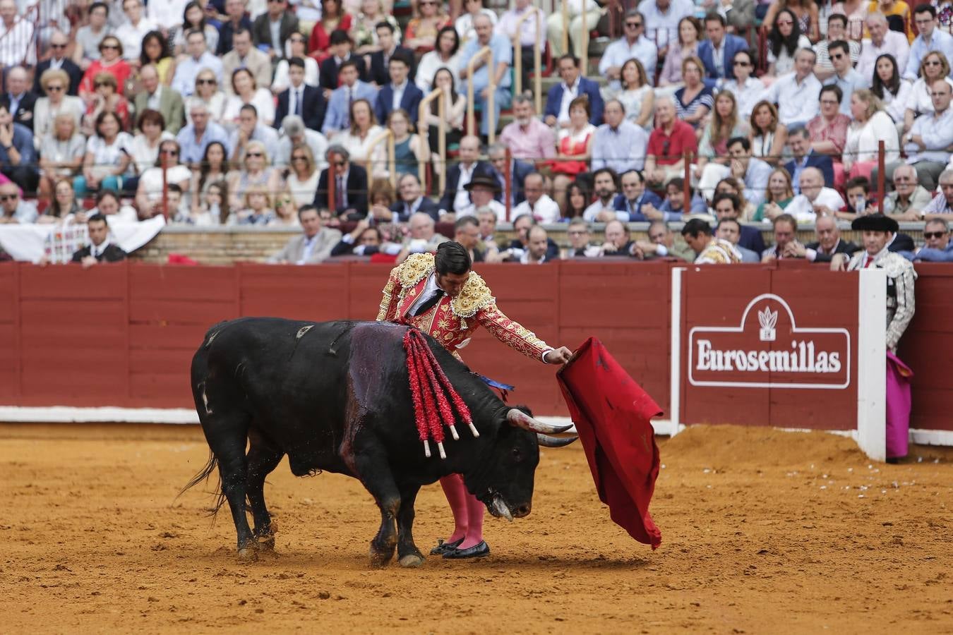 La corrida de Morante, Manzanares y Roca Rey, en imágenes