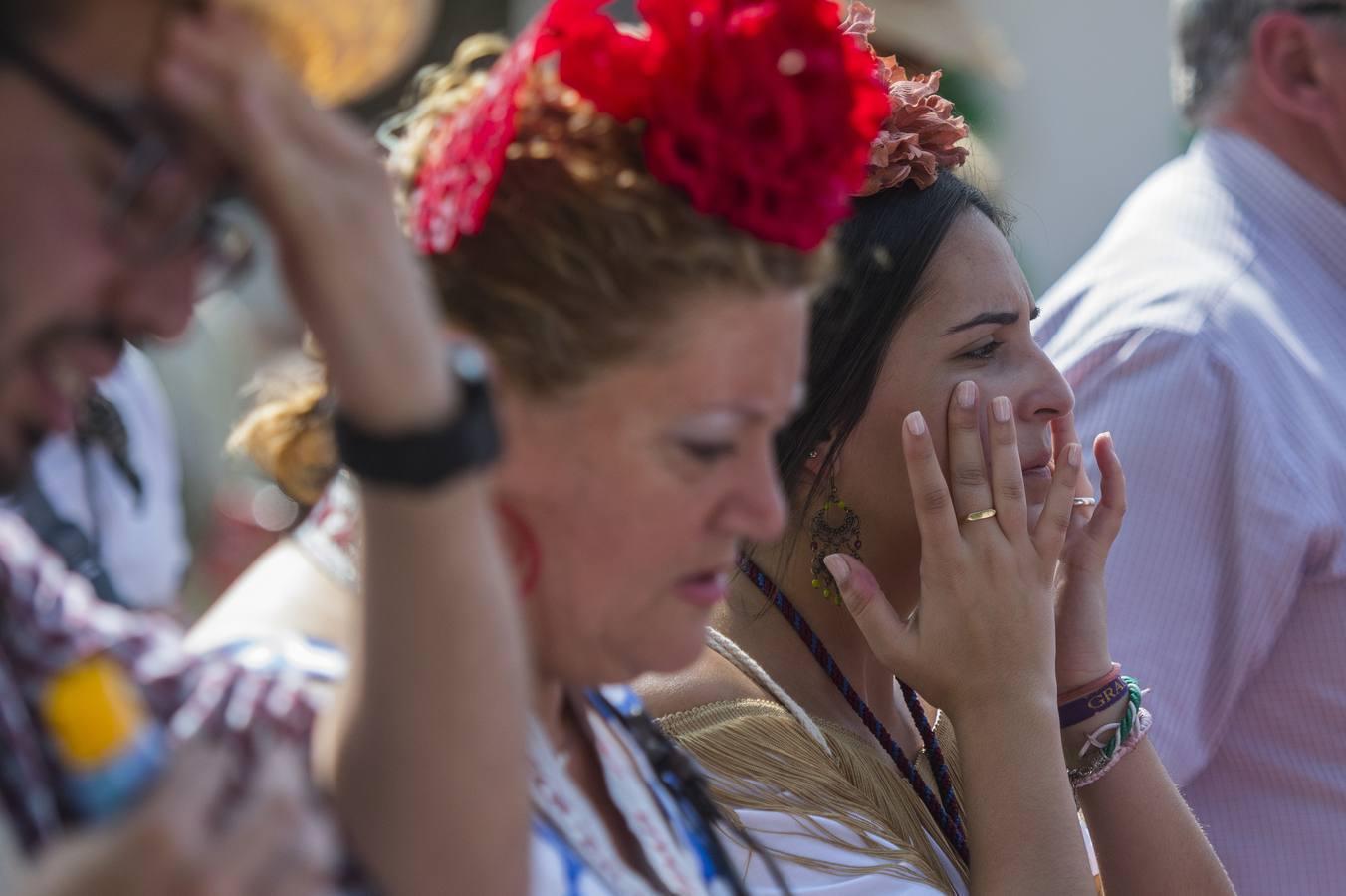 La hermandad del Rocío de Sevilla inicia su peregrinación a la aldea