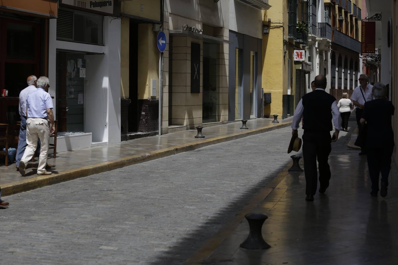 Sevilla, la ciudad de los bolardos mutantes