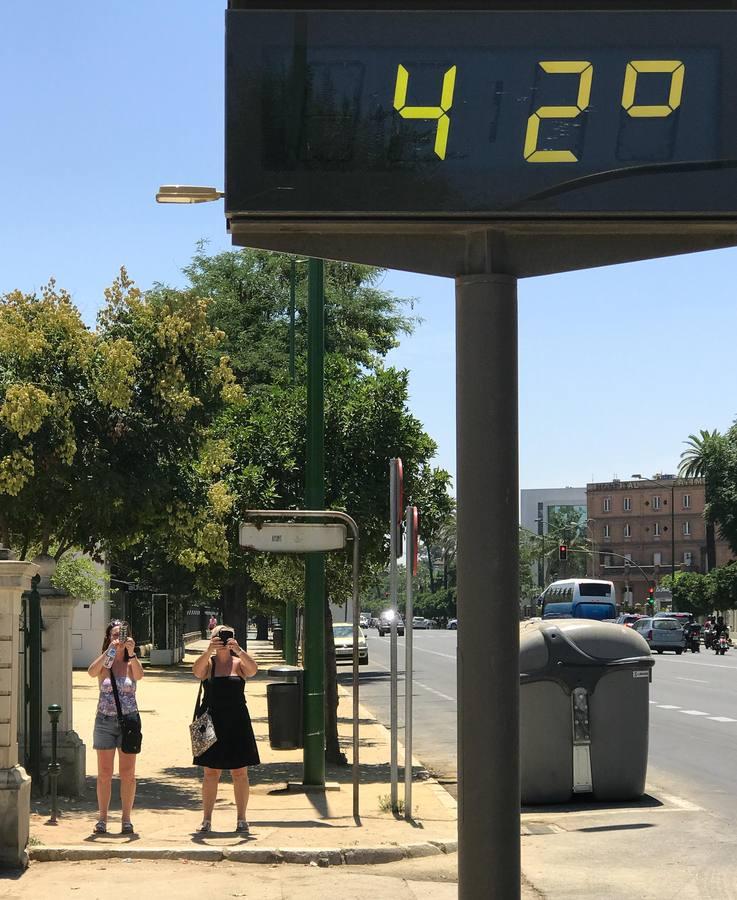 Lleno absoluto en las playas andaluzas