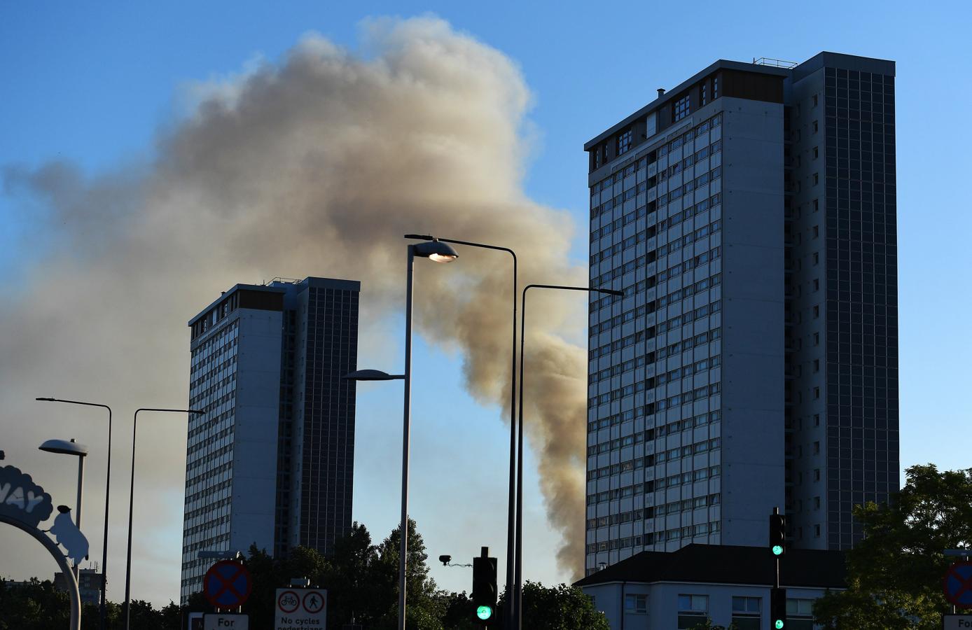 En imágenes: Un incendio devora un edificio en Londres