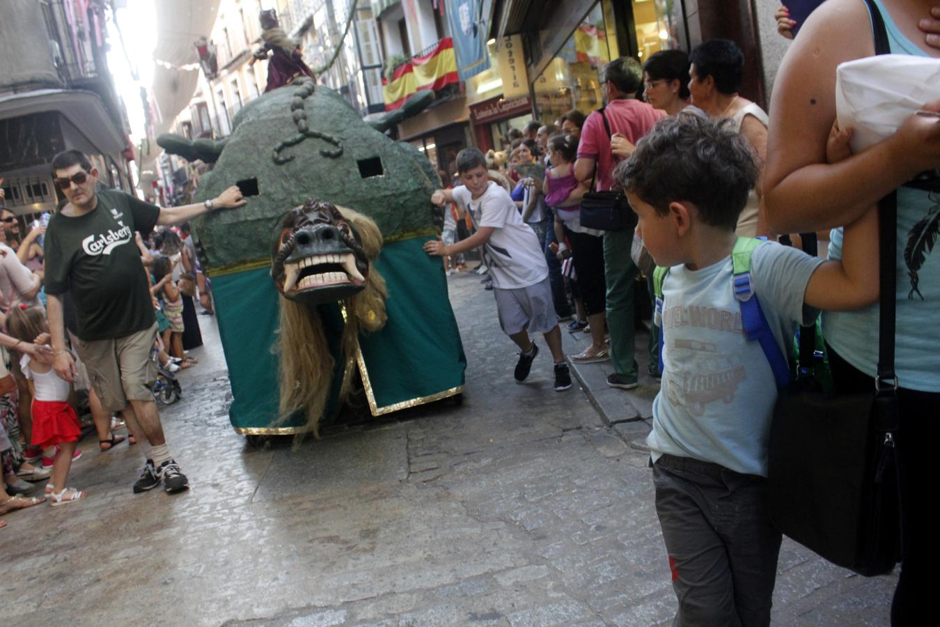 El desfile de la Tarasca por las calles