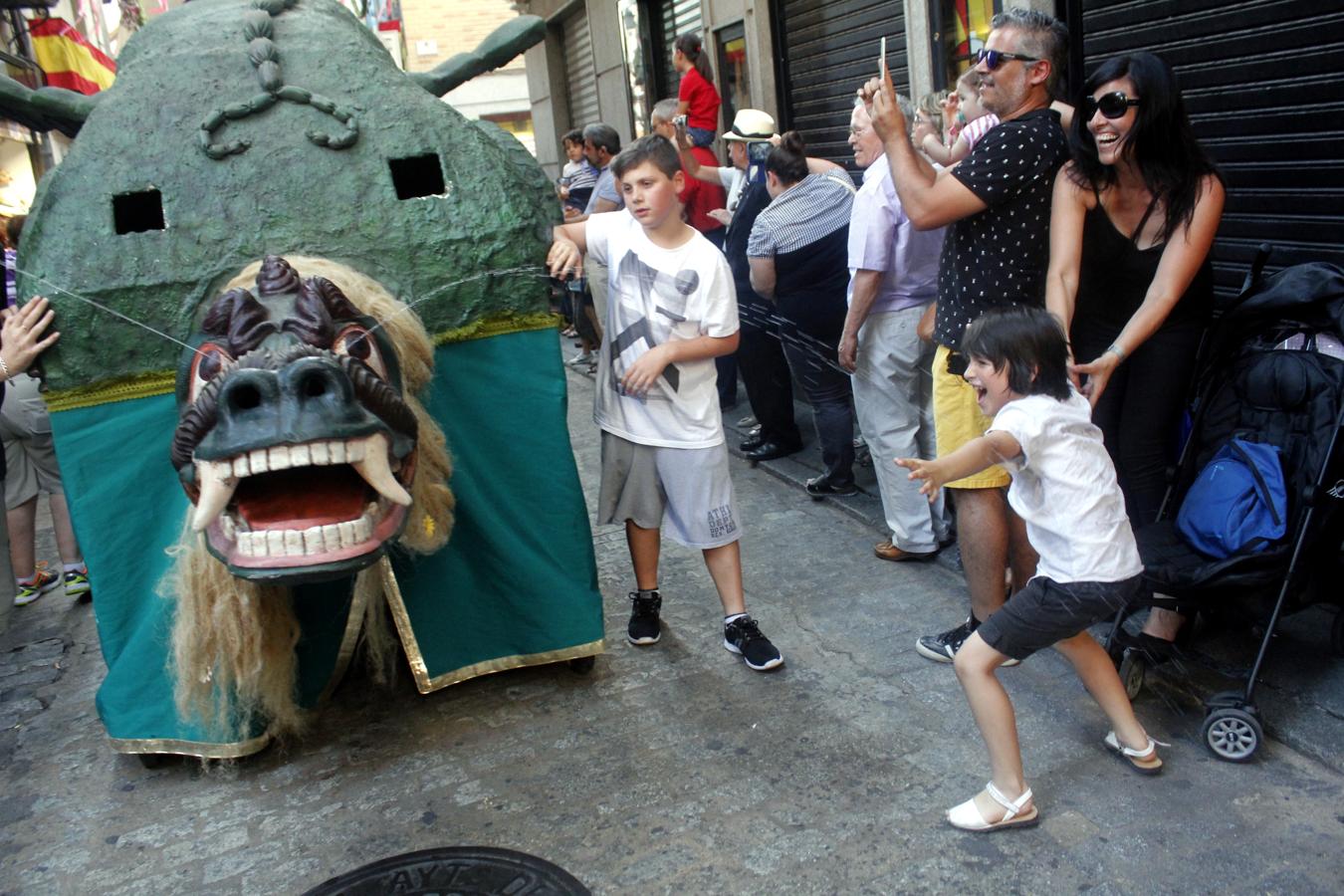 El desfile de la Tarasca por las calles