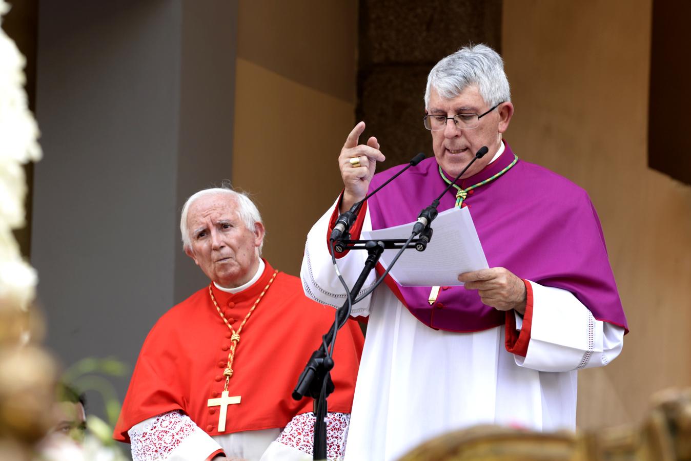 Antonio Cañizares con el arzobispo de Toledo, Braulio Rodríguez. 