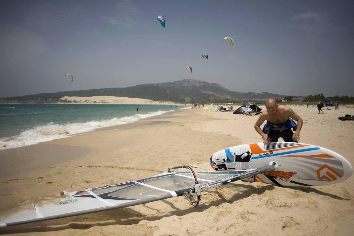 La playa de Valdevaqueros está situada en el término municipal de Tarifa