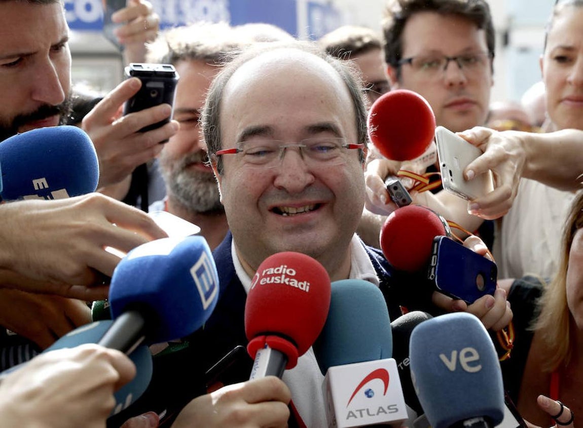 Miquel Iceta, secretario general del PSC, a su llegada al Congreso Federal. 