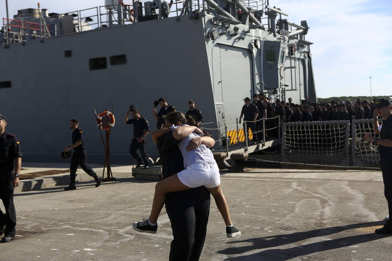 Llegada de la fragata Canarias a la Base de Rota