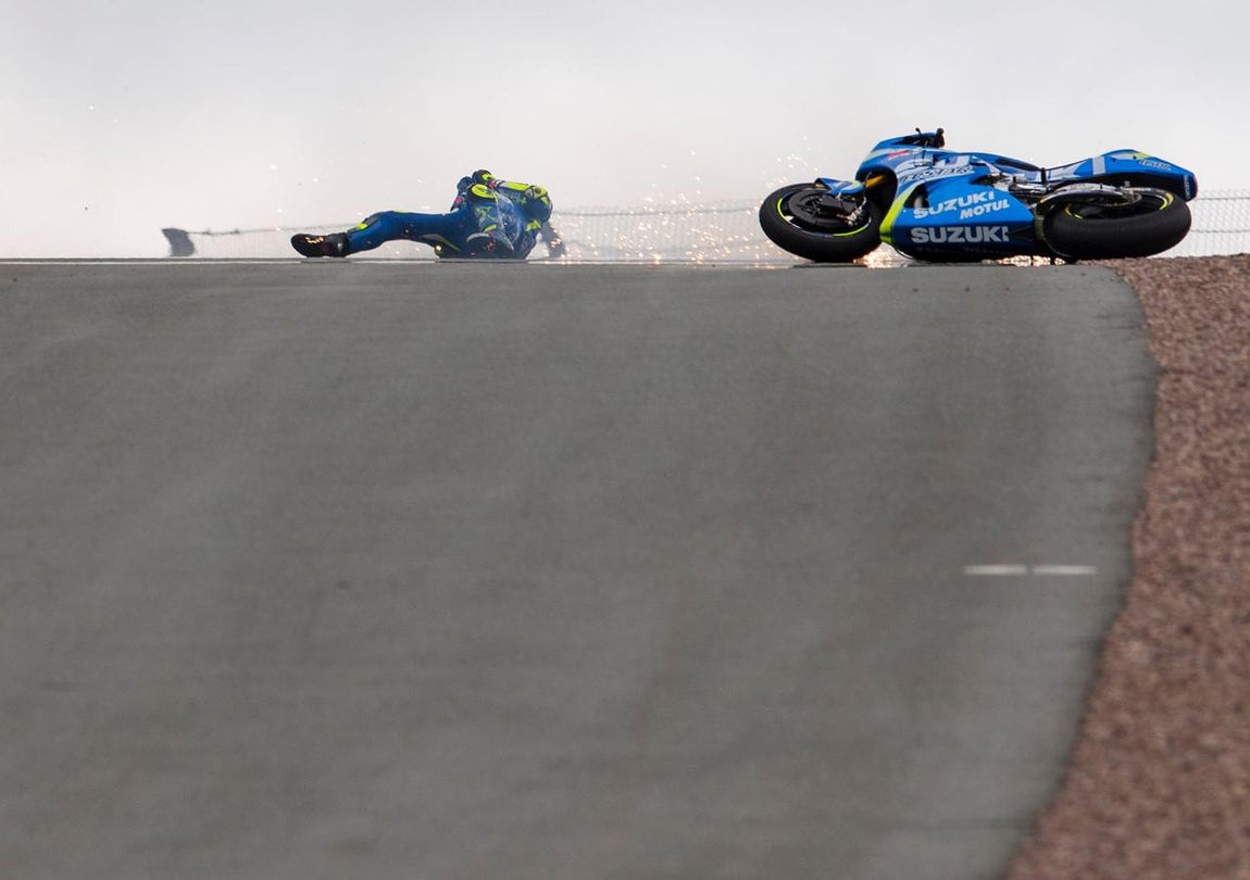 Dura caída de Iannone en Sachsenring