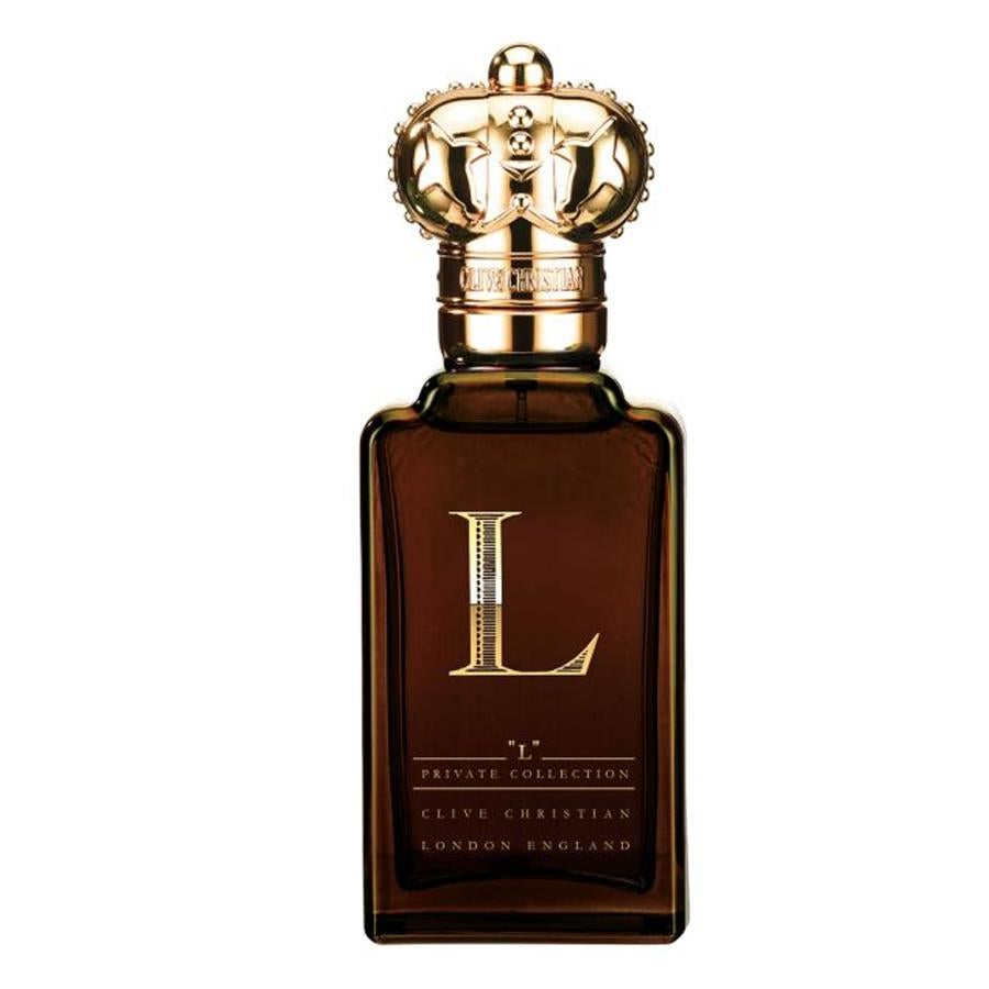 L for Men. En el corazón de esta exclusiva fragancia se fusiona la rosa con las notas del cardamomo y la nuez moscada. A su vez la uva le da ese toque cítrico junto con la mandarina para dar resultado a un perfume distinto y moderno. 50ml (367 €).