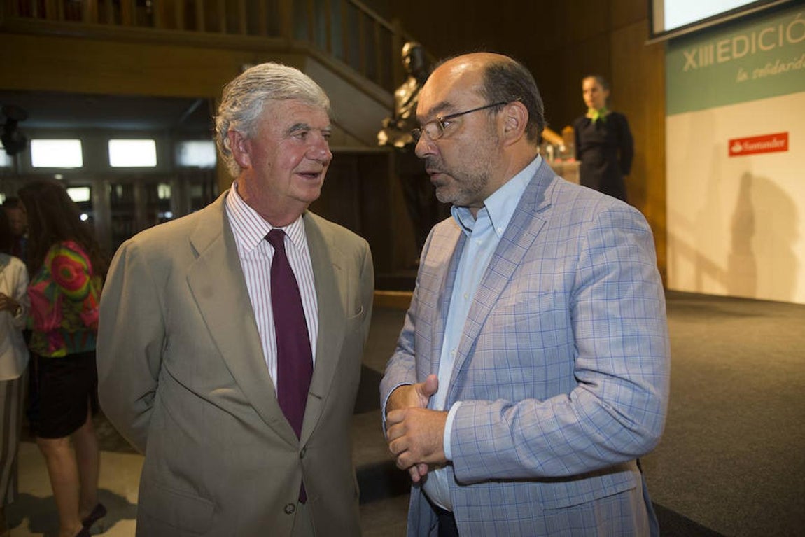 Las mejores imágenes de la gala de entrega de los Premios ABC Solidario. 