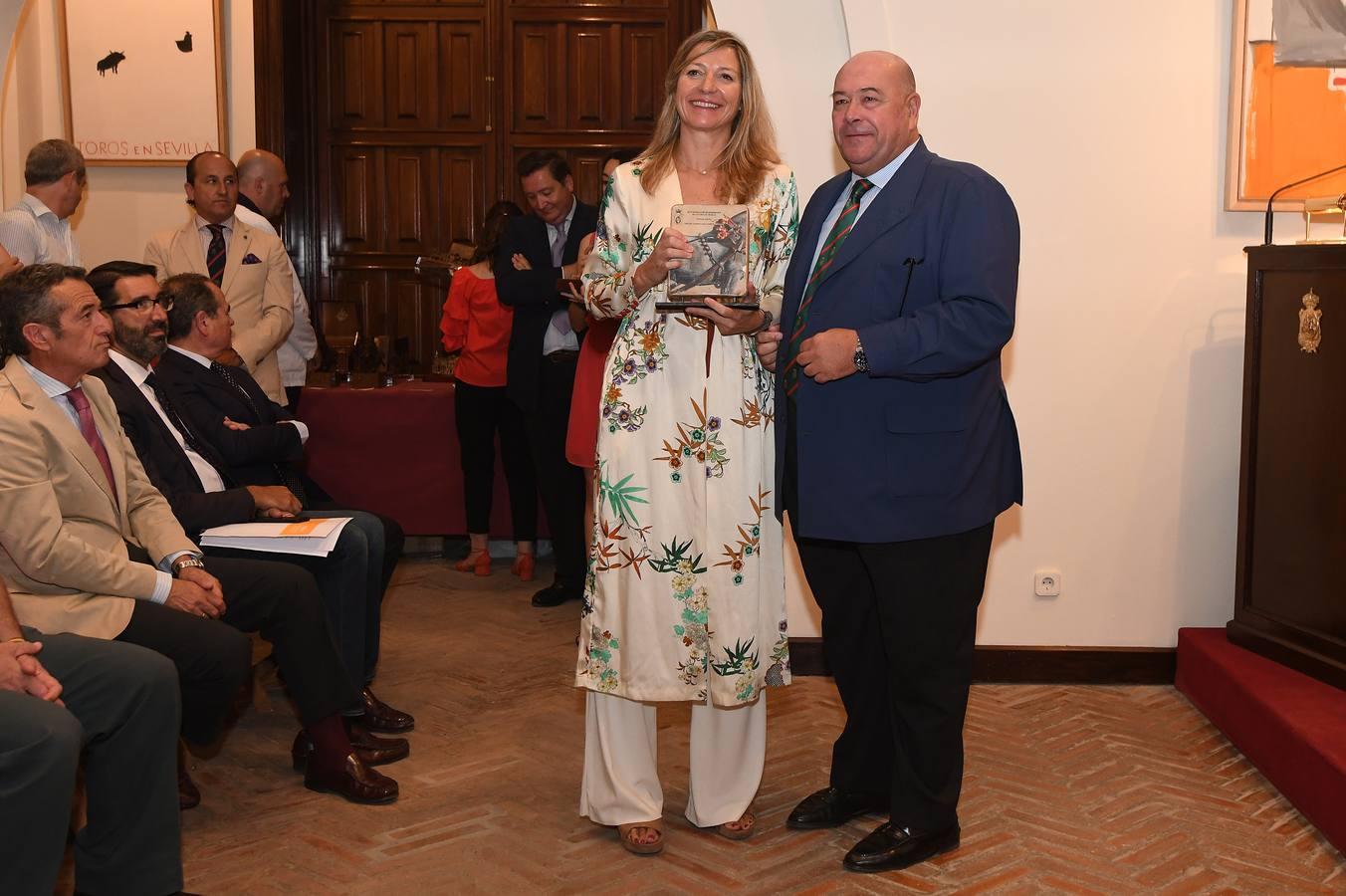 Entrega de trofeos de la Exhibición de Enganches de la Feria de Abril (Ii)