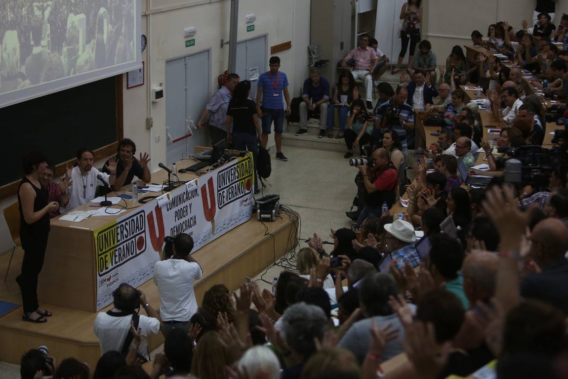 Las imágenes de la Universidad de verano de Podemos en Cádiz