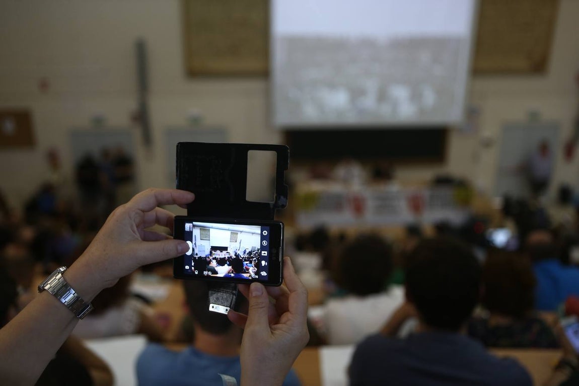 Las imágenes de la Universidad de verano de Podemos en Cádiz