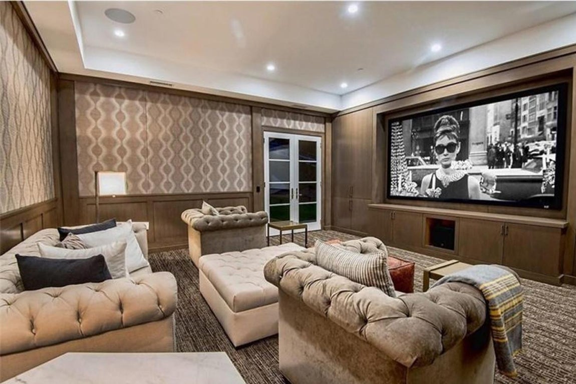 Sala de televisión.