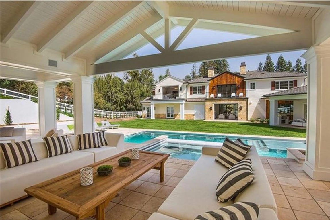 Sala de estar de la piscina.