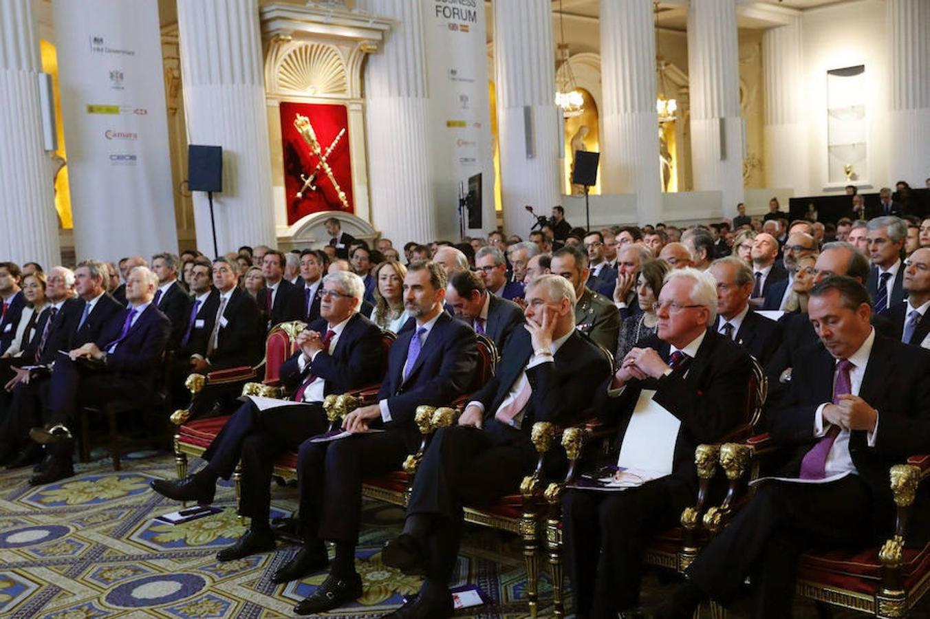 El rey Felipe asiste al encuentro empresarial UK-Spain Business Forum presidido por el monarca español hoy en Londres, en el marco de la visita Oficial de los Reyes de España al Reino Unido. Efe