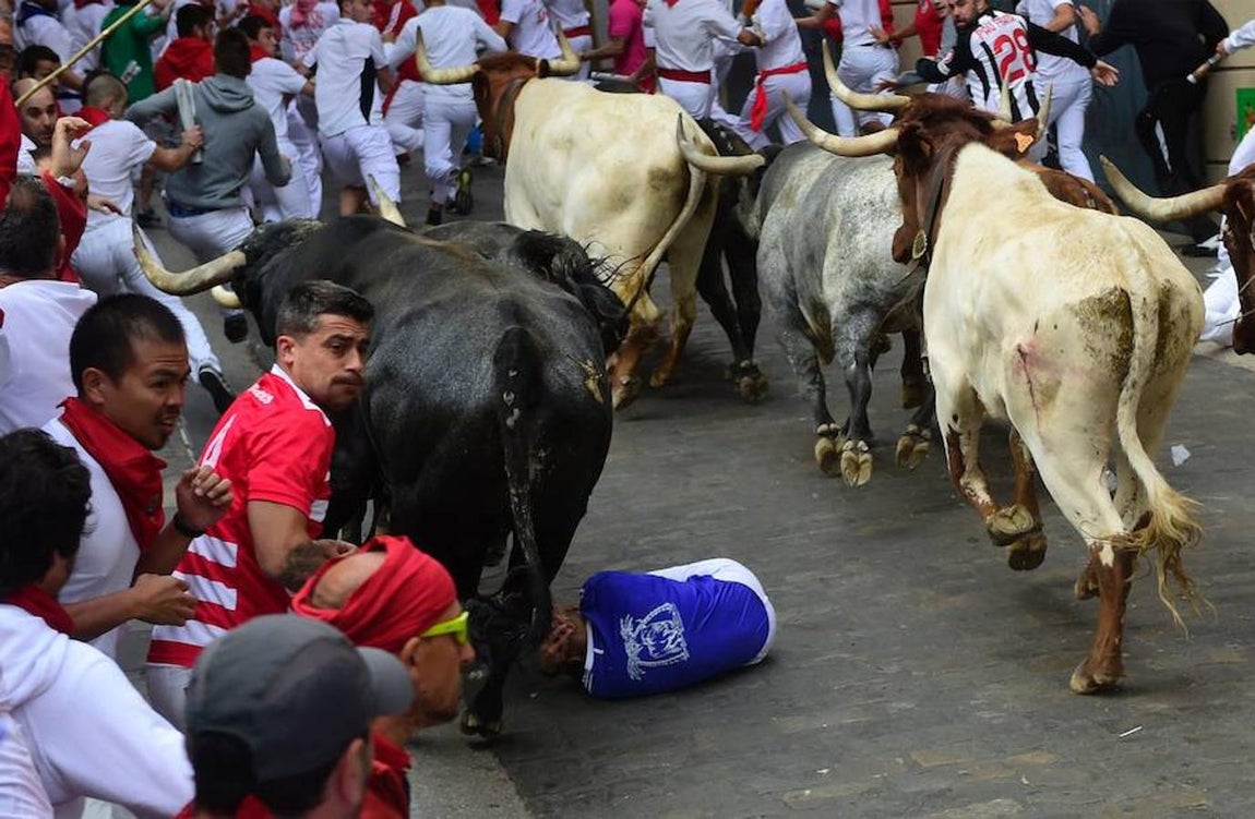Las impresionantes imágenes del último encierro de Sanfermines 2017