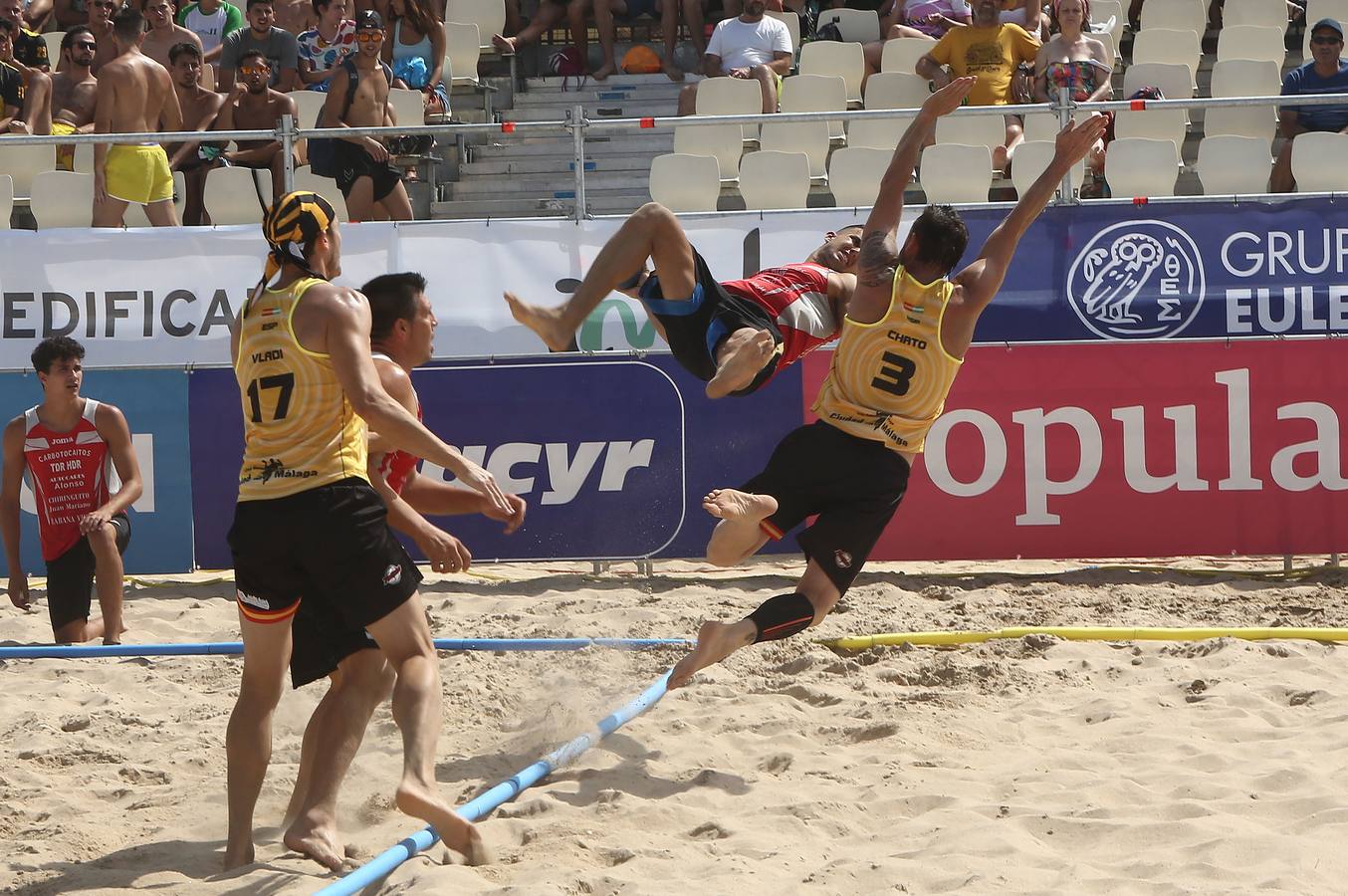 Fotos: Campeonato de Balonmano en la playa Victoria