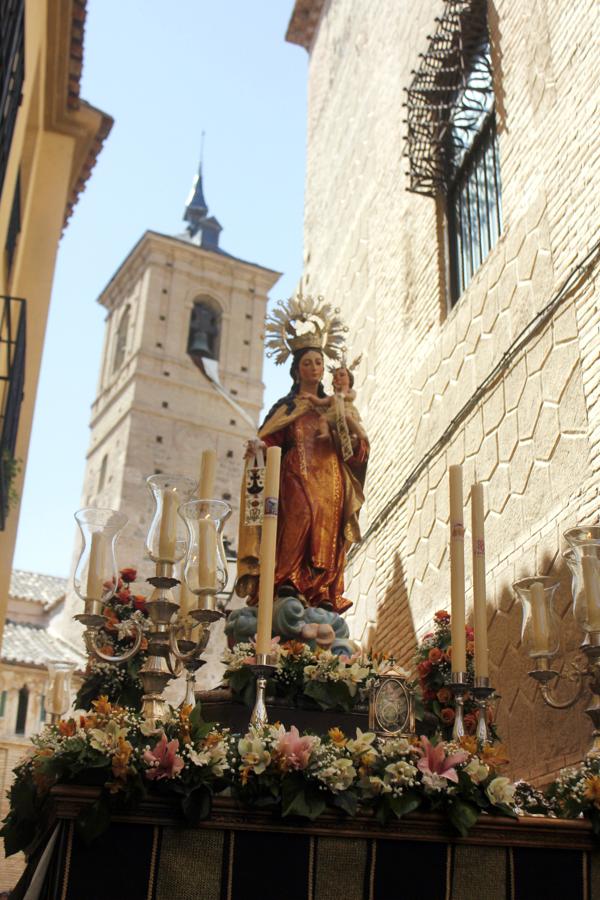 La Virgen del Carmen, en procesión por Toledo