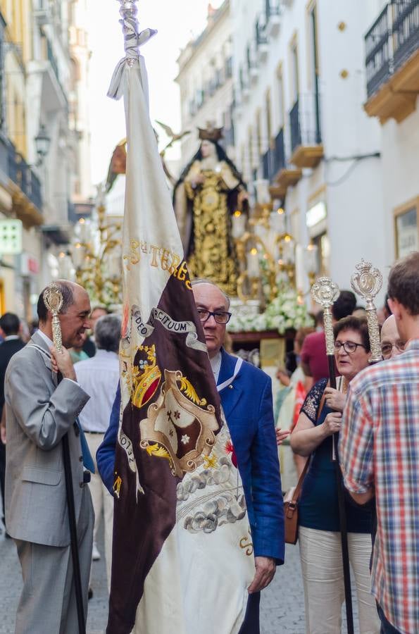 La procesión de la Virgen del Carmen del Santo Ángel, en imágenes