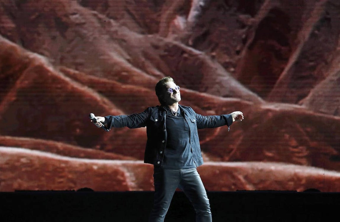 En imágenes: U2 conquista Barcelona al ritmo de su legendario «The Joshua Tree»