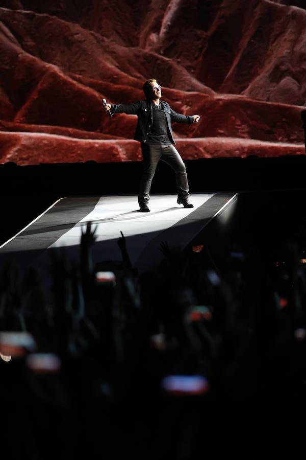 En imágenes: U2 conquista Barcelona al ritmo de su legendario «The Joshua Tree»