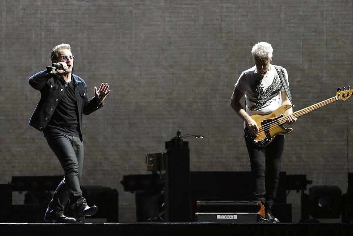 En imágenes: U2 conquista Barcelona al ritmo de su legendario «The Joshua Tree»