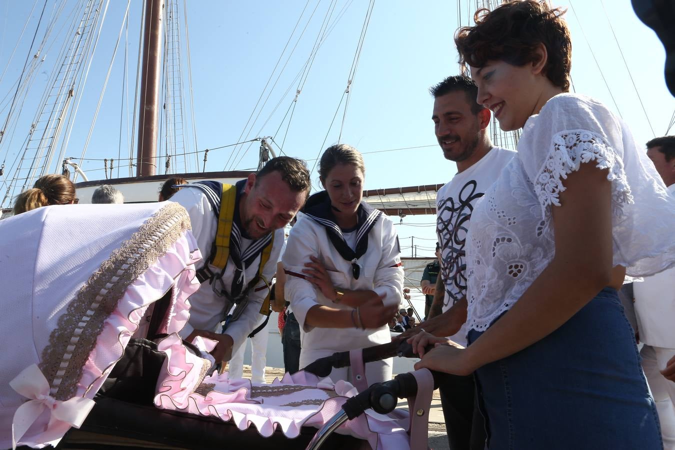 El buque regresa a Cádiz tras su 89º crucero de instrucción